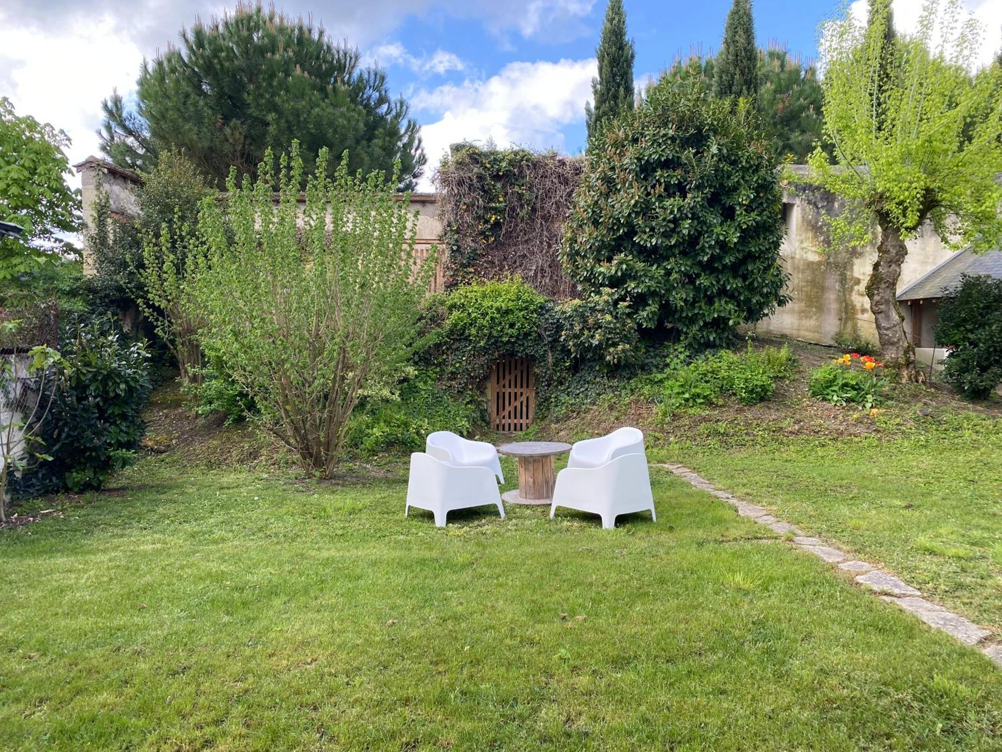 Clos Des Chardons - Le Jardin 圣艾尼昂 外观 照片